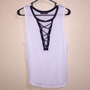 White and black string t-shirt